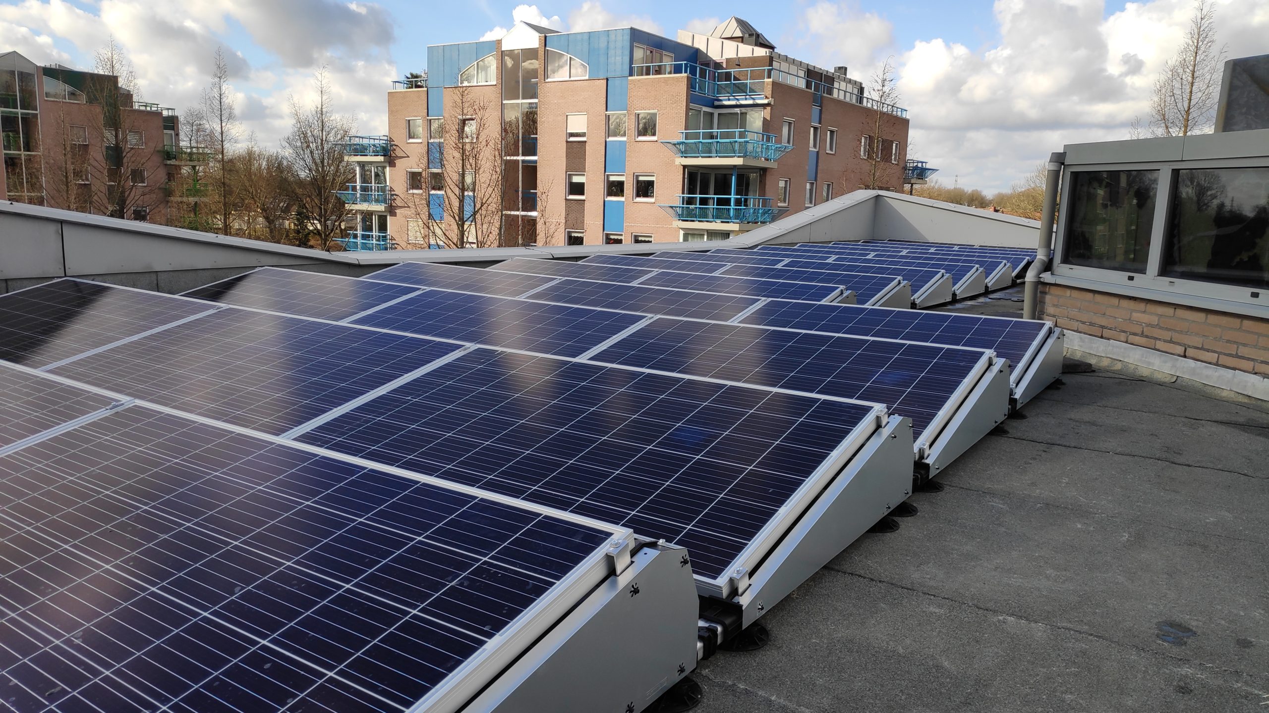 IBC Solar zonnepanelen met SolarEdge omvormer Hoogeveen