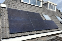 Uitbreiding 5x Solarwatt glas/glas 400 Wp zonnepanelen.Geïnstalleerd in Noordscheschut.